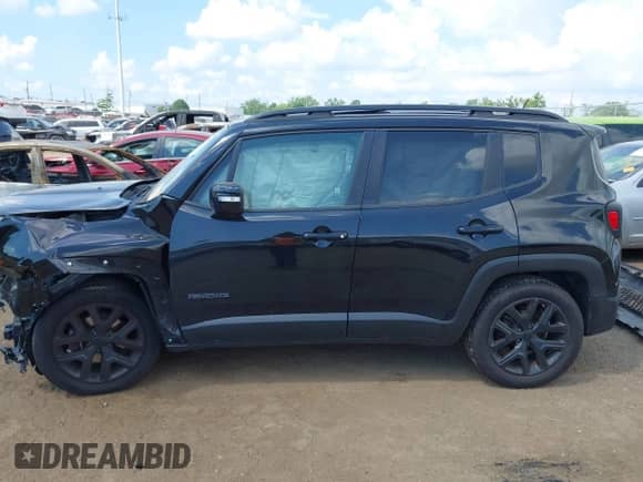 2017 Jeep Renegade Latitude с VIN ZACCJABB6HPG67093, выставлен на аукционе IAAI как лот 42717078 с пробегом 107 655 миль миль и . История ставок и продаж доступна на DreamBid. Изображение 15.