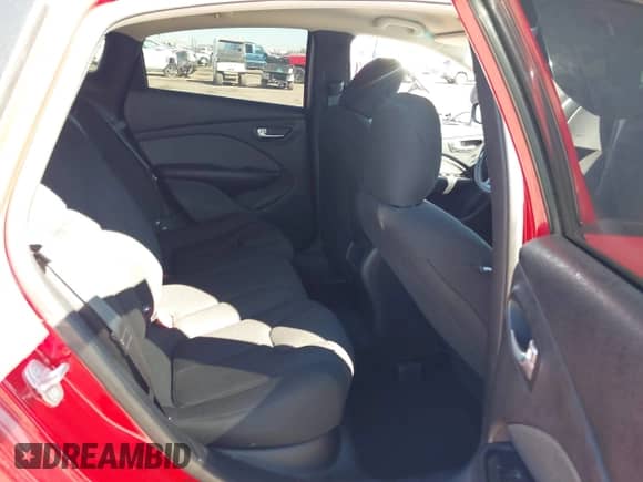 2013 Dodge Dart Aero с VIN 1C3CDFAH9DD315200, выставлен на аукционе IAAI как лот 41885168 с пробегом Не указан миль и . История ставок и продаж доступна на DreamBid. Изображение 8.