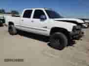 2002 Chevrolet Silverado 2500HD LS z VIN 1GCHK231X2F244008, wystawiony jako Copart lot #80737645 z przebiegiem 333 444 mil mil oraz Szkoda całkowita • Salvage title. Historia ofert i sprzedaży dostępna na DreamBid. Obrazek 4.