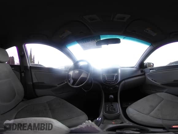 2016 Hyundai Accent SE с VIN KMHCT4AE1GU031181, выставлен на аукционе IAAI как лот 43336157 с пробегом 107 739 миль миль и . История ставок и продаж доступна на DreamBid. Изображение 18.