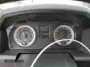 2018 Ram 1500 Express z VIN 1C6RR7KG7JS283655, wystawiony jako Copart lot #52085555 z przebiegiem 128 920 mil mil oraz Czysty tytuł • Clean title. Historia ofert i sprzedaży dostępna na DreamBid. Obrazek 9.