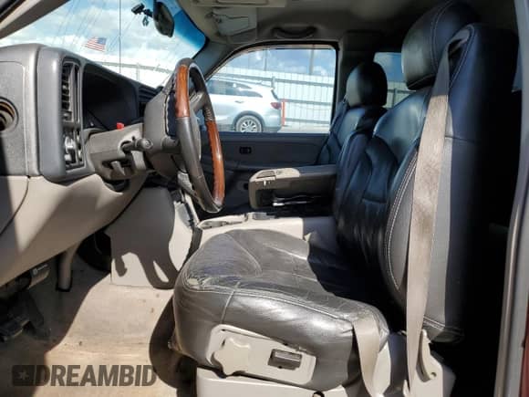 1999 GMC Sierra 1500 SLE с VIN 2GTEC19T0X1510735, выставлен на аукционе Copart как лот 53745825 с пробегом 320 517 миль миль и Списание • Salvage title. История ставок и продаж доступна на DreamBid. Изображение 7.