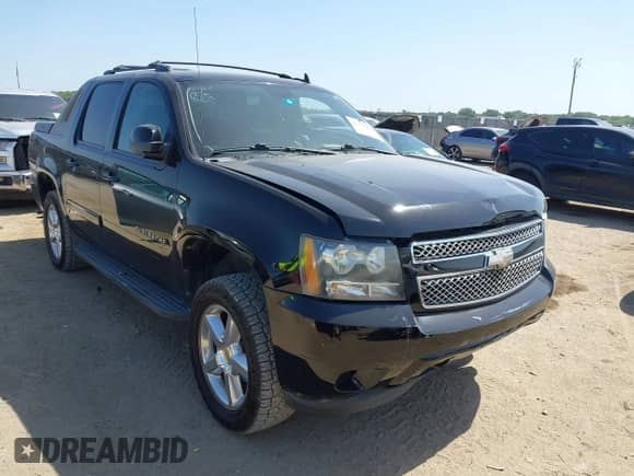 2011 Chevrolet Avalanche LS z VIN 3GNMCEE04BG371621, wystawiony jako IAAI lot #42852291 z przebiegiem 257 969 mil mil oraz . Historia ofert i sprzedaży dostępna na DreamBid. Obrazek 1.