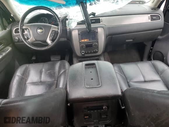 2011 Chevrolet Avalanche LT с VIN 3GNTKFE32BG403416, выставлен на аукционе Copart как лот 66210815 с пробегом 194 931 миль миль и На запчасти • Non repairable. История ставок и продаж доступна на DreamBid. Изображение 8.