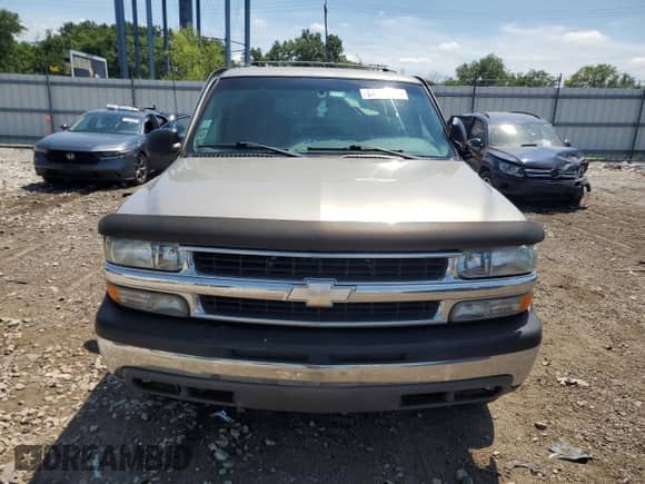 2003 Chevrolet Tahoe LS с VIN 1GNEC13ZX3J204050, выставлен на аукционе Copart как лот 64880795 с пробегом 151 062 миль миль и Списание • Salvage title. История ставок и продаж доступна на DreamBid. Изображение 5.
