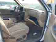 2003 Chevrolet TrailBlazer LS z VIN 1GNDS13S532138146, wystawiony jako IAAI lot #42795304 z przebiegiem 261 589 mil mil oraz . Historia ofert i sprzedaży dostępna na DreamBid. Obrazek 5.