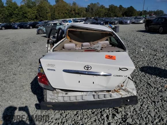 2006 Toyota Camry LE с VIN 4T1BE32K36U703728, выставлен на аукционе Copart как лот 81809785 с пробегом Не указан миль и Списание • Salvage title. История ставок и продаж доступна на DreamBid. Изображение 6.