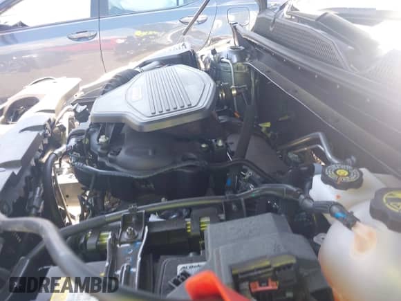 2025 Chevrolet Blazer RS with VIN 3GNKBERS7SS186157, listed as a IAAI auction lot 42643043 with 7,740 mi miles and . Bid and sale history available at DreamBid. Image 10.