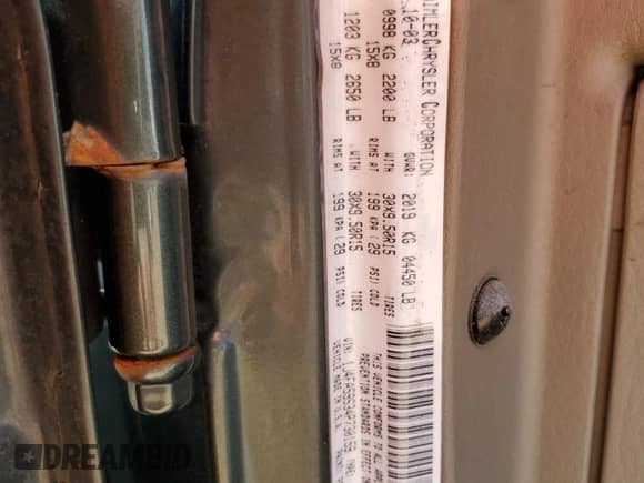 2004 Jeep Wrangler Sahara с VIN 1J4FA59S34P730159, выставлен на аукционе Copart как лот 69048745 с пробегом 211 742 миль миль и Чистый • Clean title. История ставок и продаж доступна на DreamBid. Изображение 13.