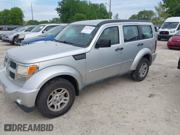 2011 Dodge Nitro SE с VIN 1D4PT2GK3BW600426, выставлен на аукционе IAAI как лот 42227568 с пробегом 271 351 миль миль и . История ставок и продаж доступна на DreamBid. Изображение 2.