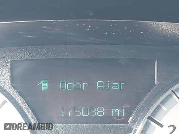 2007 Chrysler 300 C SRT-8 with VIN 2C3LA73W37H658358, listed as a IAAI auction lot 43439006 with 175,088 mi miles and . Bid and sale history available at DreamBid. Image 15.