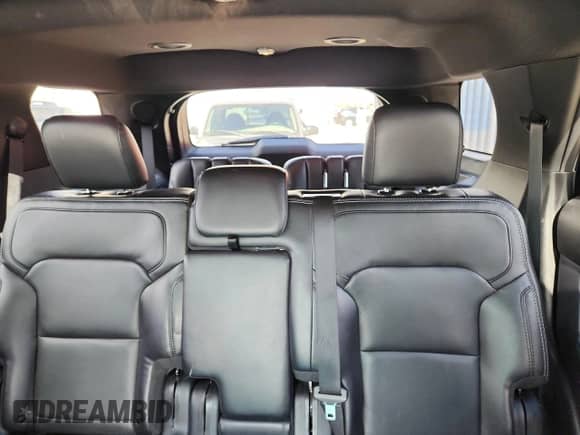 2019 Ford Explorer Limited z VIN 1FM5K8F84KGB48797, wystawiony jako Copart lot #87472385 z przebiegiem 115 003 mil mil oraz Szkoda całkowita • Salvage title. Historia ofert i sprzedaży dostępna na DreamBid. Obrazek 10.