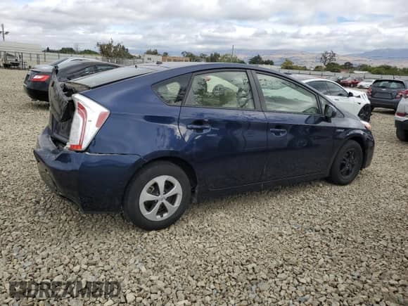 2015 Toyota Prius Three z VIN JTDKN3DU8F0430991, wystawiony jako Copart lot #81866975 z przebiegiem 64 406 mil mil oraz Szkoda całkowita • Salvage title. Historia ofert i sprzedaży dostępna na DreamBid. Obrazek 3.
