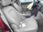 2008 Saturn VUE XE z VIN 3GSDL43N28S691645, wystawiony jako IAAI lot #42146159 z przebiegiem 127 927 mil mil oraz . Historia ofert i sprzedaży dostępna na DreamBid. Obrazek 5.