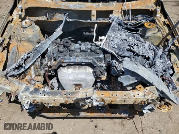 2013 Chevrolet Malibu LT z VIN 1G11E5SA7DF280486, wystawiony jako Copart lot #68806525 z przebiegiem Nie podano mil oraz Nie do naprawy • Non repairable. Historia ofert i sprzedaży dostępna na DreamBid. Obrazek 11.