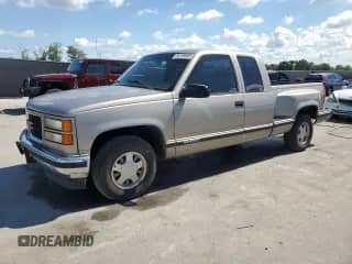 1998 GMC Sierra 1500 с VIN 2GTEC19R1W1554228, выставлен на аукционе Copart как лот 56759805 с пробегом 147 713 миль миль и Списание • Salvage title. История ставок и продаж доступна на DreamBid. Изображение 1.