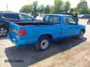 1995 Chevrolet S-10 LS с VIN 1GCCS19Z9SK253629, выставлен на аукционе IAAI как лот 42942019 с пробегом 117 275 миль миль и . История ставок и продаж доступна на DreamBid. Изображение 4.