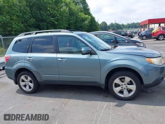 2010 Subaru Forester XT Limited with VIN JF2SH6FC7AH906009, listed as a IAAI auction lot 42628654 with 179,485 mi miles and . Bid and sale history available at DreamBid. Image 14.