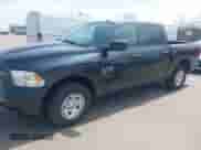 2021 Ram 1500 Tradesman z VIN 3C6RR7KG0MG691684, wystawiony jako IAAI lot #42011919 z przebiegiem 31 080 mil mil oraz . Historia ofert i sprzedaży dostępna na DreamBid. Obrazek 17.