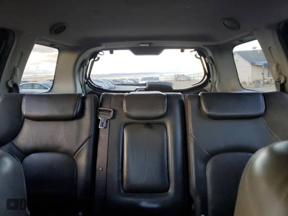 2006 Nissan Pathfinder LE z VIN 5N1AR18W06C610895, wystawiony jako Copart lot #90919905 z przebiegiem 232 605 mil mil oraz Czysty tytuł • Clean title. Historia ofert i sprzedaży dostępna na DreamBid. Obrazek 10.