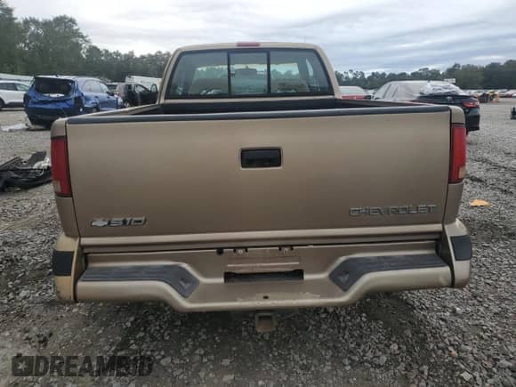 1997 Chevrolet S-10 LS с VIN 1GCCS19X6V8171454, выставлен на аукционе Copart как лот 85828805 с пробегом 126 864 миль миль и Чистый • Clean title. История ставок и продаж доступна на DreamBid. Изображение 6.