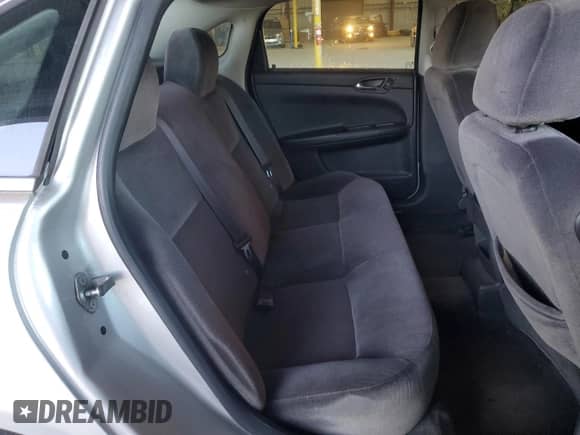 2014 Chevrolet Impala LS z VIN 2G1WA5E39E1177626, wystawiony jako Copart lot #87217745 z przebiegiem 168 136 mil mil oraz Szkoda całkowita • Salvage title. Historia ofert i sprzedaży dostępna na DreamBid. Obrazek 10.