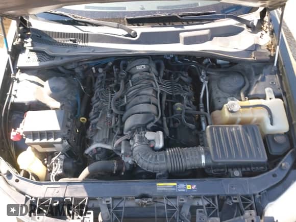 2005 Dodge Magnum RT with VIN 2D8GV58265H117945, listed as a IAAI auction lot 43107189 with 93,996 mi miles and . Bid and sale history available at DreamBid. Image 10.
