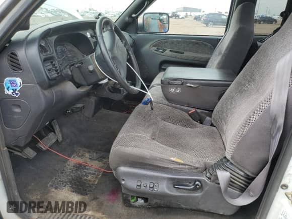 2001 Dodge 2500 с VIN 3B7KC23681G216591, выставлен на аукционе Copart как лот 62003915 с пробегом 164 183 миль миль и Чистый • Clean title. История ставок и продаж доступна на DreamBid. Изображение 7.