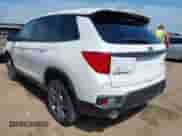 2023 Honda Passport EX-L with VIN 5FNYF8H53PB008136, listed as a IAAI auction lot 42813797 with 26,970 mi miles and . Bid and sale history available at DreamBid. Image 3.