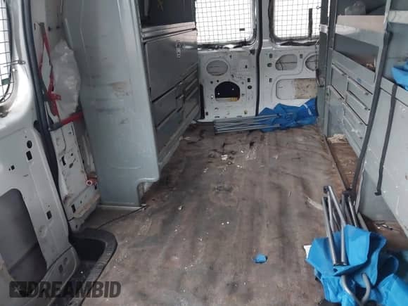 2000 Ford Econoline Cargo Commercial с VIN 1FTSE34L2YHB81454, выставлен на аукционе IAAI как лот 43564569 с пробегом 206 665 миль миль и . История ставок и продаж доступна на DreamBid. Изображение 8.