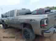2007 Chevrolet Silverado 2500HD 1LT z VIN 1GCHK23K67F504050, wystawiony jako IAAI lot #42238978 z przebiegiem 170 586 mil mil oraz . Historia ofert i sprzedaży dostępna na DreamBid. Obrazek 14.