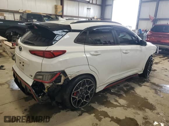 2023 Hyundai Kona с VIN KM8KH3AC3PU011357, выставлен на аукционе Copart как лот 61691585 с пробегом 39 639 миль миль и Списание • Salvage title. История ставок и продаж доступна на DreamBid. Изображение 3.