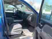 2015 Chevrolet Silverado 2500HD LTZ с VIN 1GC1KWEGXFF546057, выставлен на аукционе IAAI как лот 42183814 с пробегом 183 245 миль миль и . История ставок и продаж доступна на DreamBid. Изображение 5.