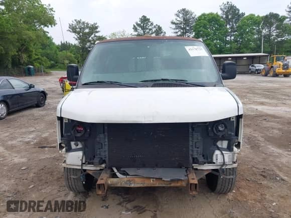 2006 Chevrolet Express Cargo с VIN 1GCFG15X261206862, выставлен на аукционе IAAI как лот 42170725 с пробегом 327 261 миль миль и . История ставок и продаж доступна на DreamBid. Изображение 13.
