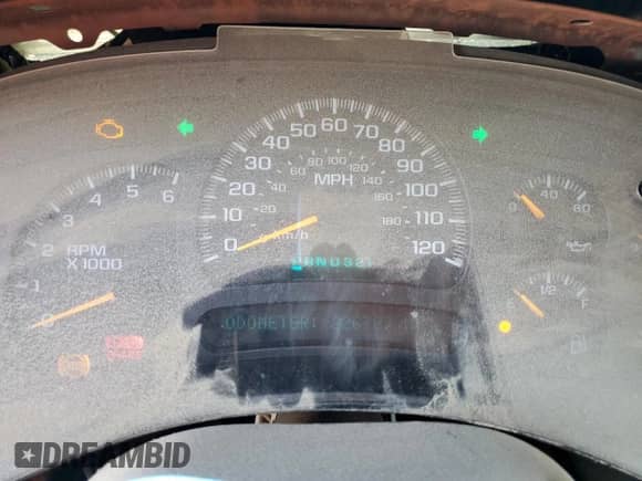 2006 Chevrolet Silverado 1500 LT2 z VIN 2GCEC13Z161276777, wystawiony jako Copart lot #53574645 z przebiegiem 226 707 mil mil oraz Szkoda całkowita • Salvage title. Historia ofert i sprzedaży dostępna na DreamBid. Obrazek 9.