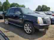 2008 Cadillac Escalade EXT z VIN 3GYFK62898G147526, wystawiony jako Copart lot #67616795 z przebiegiem 220 198 mil mil oraz Szkoda całkowita • Salvage title. Historia ofert i sprzedaży dostępna na DreamBid. Obrazek 4.
