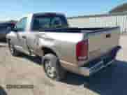 2002 Dodge 1500 z VIN 1D7HA16K92J172190, wystawiony jako IAAI lot #40848291 z przebiegiem 222 179 mil mil oraz . Historia ofert i sprzedaży dostępna na DreamBid. Obrazek 3.