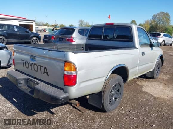 2002 Toyota Tacoma with VIN 5TENL42N32Z074285, listed as a IAAI auction lot 43438609 with 160,565 mi miles and . Bid and sale history available at DreamBid. Image 4.