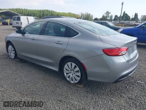 2015 Chrysler 200 LX с VIN 1C3CCCFB1FN717554, выставлен на аукционе IAAI как лот 43089594 с пробегом 52 390 миль миль и . История ставок и продаж доступна на DreamBid. Изображение 3.