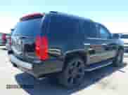 2009 Cadillac Escalade z VIN 1GYFK132X9R234303, wystawiony jako IAAI lot #42688444 z przebiegiem 201 683 mil mil oraz . Historia ofert i sprzedaży dostępna na DreamBid. Obrazek 4.