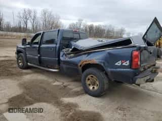 2006 Chevrolet Silverado 3500 SRW Wrk Trk с VIN 1GCHK33D26F234823, выставлен на аукционе Copart как лот 53273625 с пробегом 400 429 миль миль и Чистый • Clean title. История ставок и продаж доступна на DreamBid. Изображение 2.