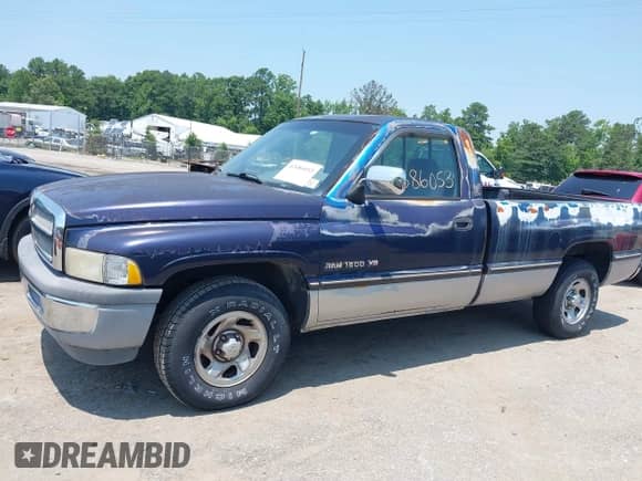 1994 Dodge 1500 z VIN 1B7HC16Y6RS542895, wystawiony jako IAAI lot #42686053 z przebiegiem 168 918 mil mil oraz . Historia ofert i sprzedaży dostępna na DreamBid. Obrazek 6.