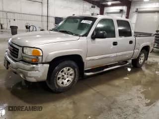 2005 GMC Sierra 1500 SLE с VIN 2GTEK13T251348745, выставлен на аукционе Copart как лот 87125595 с пробегом 303 830 миль миль и Чистый • Clean title. История ставок и продаж доступна на DreamBid. Изображение 1.