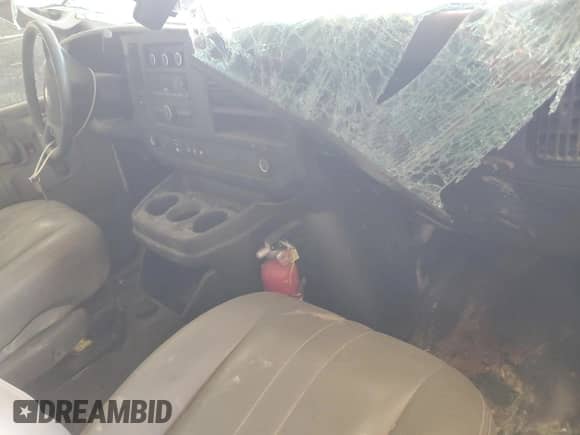 2021 Chevrolet Express Passenger LS с VIN 1GAZGNF71M1231583, выставлен на аукционе Copart как лот 71433874 с пробегом Не указан миль и Списание • Salvage title. История ставок и продаж доступна на DreamBid. Изображение 8.