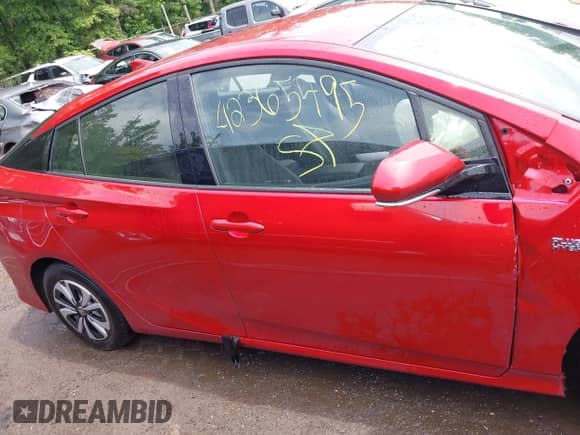 2019 Toyota Prius Plus с VIN JTDKARFP3K3109147, выставлен на аукционе IAAI как лот 42365495 с пробегом 34 761 миль миль и . История ставок и продаж доступна на DreamBid. Изображение 14.