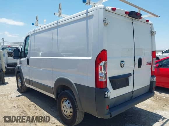 2015 Ram ProMaster Cargo с VIN 3C6TRVNG6FE519812, выставлен на аукционе IAAI как лот 42379345 с пробегом 179 003 миль миль и . История ставок и продаж доступна на DreamBid. Изображение 3.