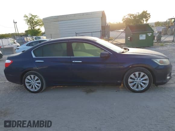 2014 Honda Accord EX-L with VIN 1HGCR3F87EA015356, listed as a IAAI auction lot 41839808 with 266,343 mi miles and . Bid and sale history available at DreamBid. Image 13.