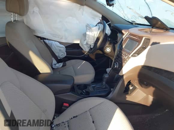 2019 Hyundai Santa Fe SE с VIN KM8SMDHF2KU301809, выставлен на аукционе IAAI как лот 43171145 с пробегом 83 266 миль миль и . История ставок и продаж доступна на DreamBid. Изображение 5.