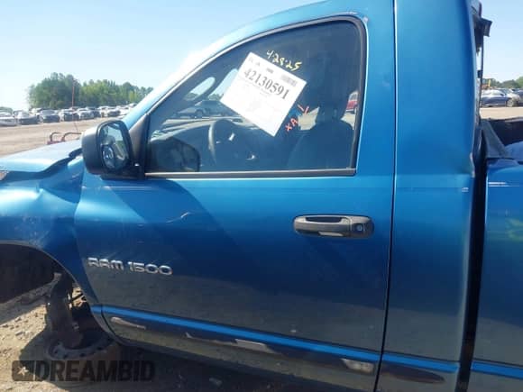 2004 Dodge 1500 ST с VIN 1D7HA16NX4J120208, выставлен на аукционе IAAI как лот 42130591 с пробегом 208 028 миль миль и . История ставок и продаж доступна на DreamBid. Изображение 15.