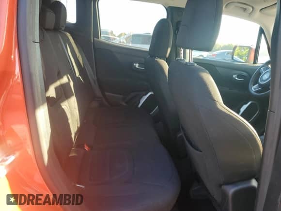 2018 Jeep Renegade Latitude with VIN ZACCJABB5JPH83813, listed as a Copart auction lot 86861165 with 118,230 mi miles and Salvage title. Bid and sale history available at DreamBid. Image 11.